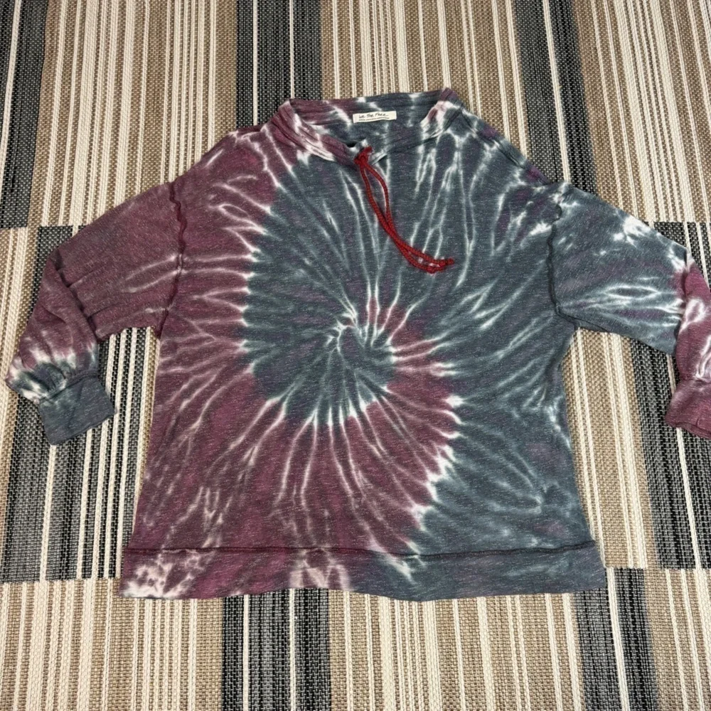 Free People Best‎ Catch Tie Dye Long Sleeve Top Size Medium Women